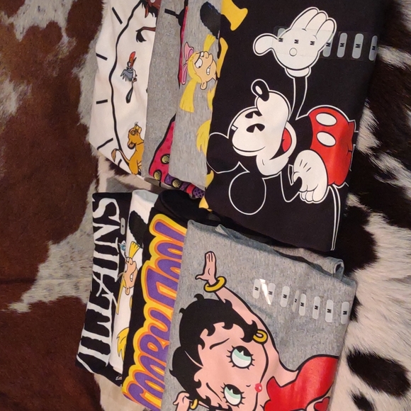 custom Variety Tops - 8 T shirt bundle med NWT